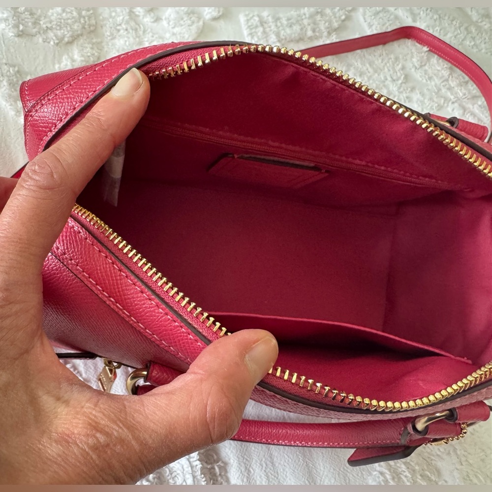 GENUINE NWOT COACH BOWLING BAG IN GORGEOUS STRAWBERRY MIST ORIG $250 - Picture 6 of 8